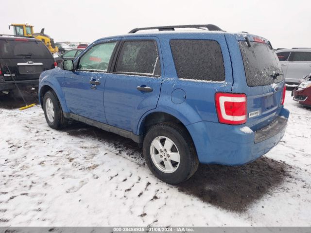 Photo 2 VIN: 1FMCU9DG4AKC22068 - FORD ESCAPE 