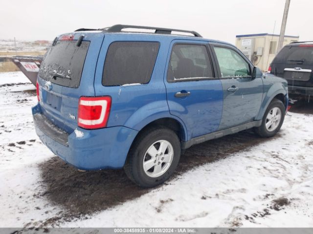 Photo 3 VIN: 1FMCU9DG4AKC22068 - FORD ESCAPE 