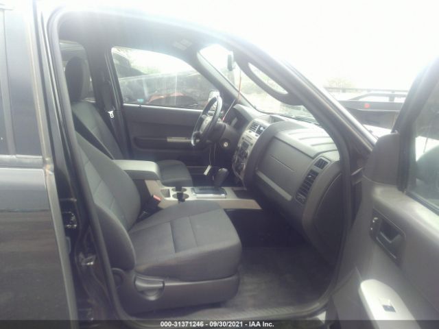 Photo 4 VIN: 1FMCU9DG4BKA81696 - FORD ESCAPE 