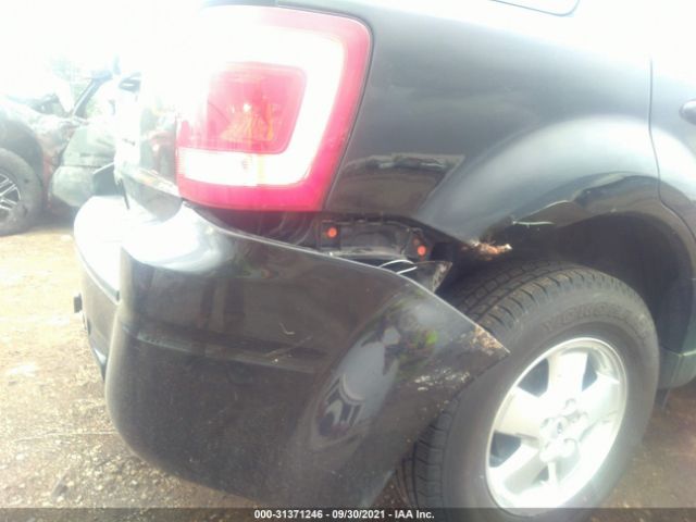 Photo 5 VIN: 1FMCU9DG4BKA81696 - FORD ESCAPE 