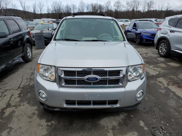 Photo 4 VIN: 1FMCU9DG4BKA96442 - FORD ESCAPE XLT 