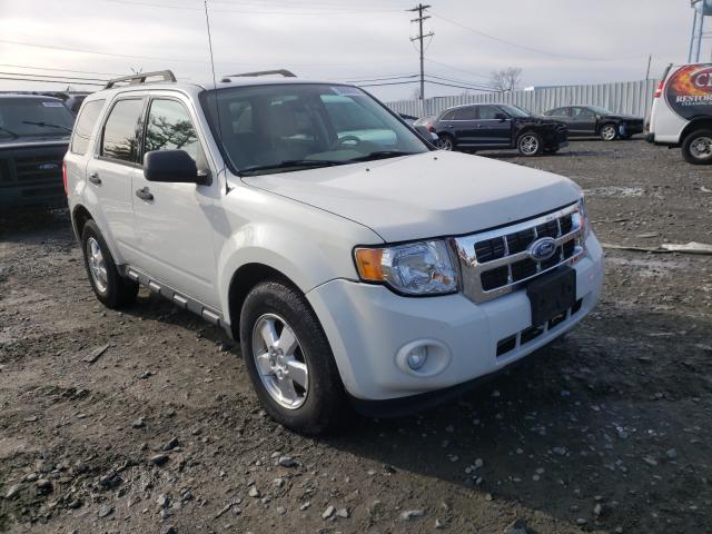 Photo 8 VIN: 1FMCU9DG4BKC24453 - FORD ESCAPE 