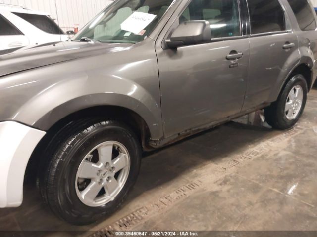 Photo 5 VIN: 1FMCU9DG4CKA23539 - FORD ESCAPE 