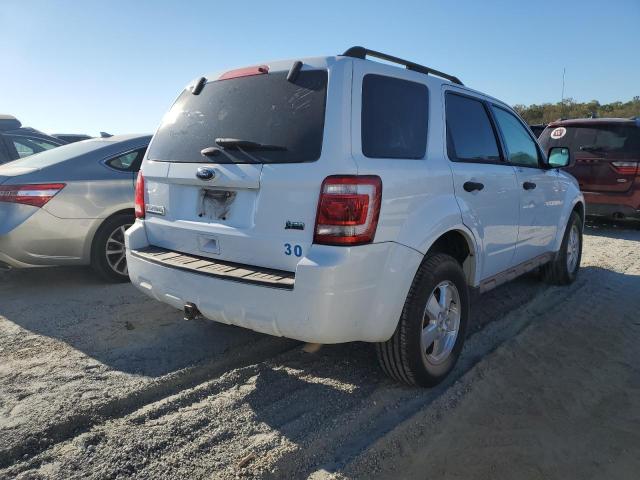 Photo 2 VIN: 1FMCU9DG4CKA59621 - FORD ESCAPE XLT 