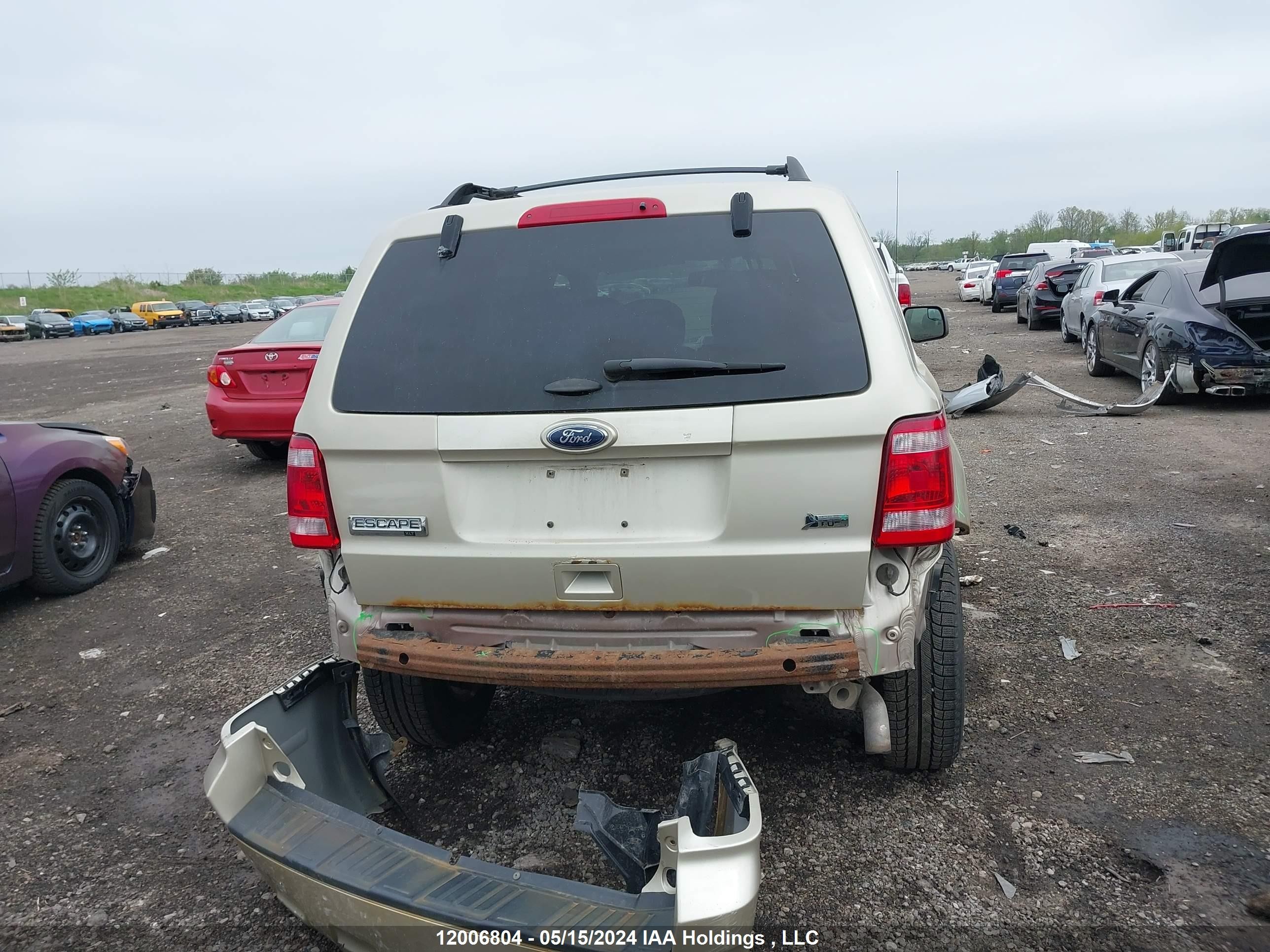 Photo 15 VIN: 1FMCU9DG4CKA66570 - FORD ESCAPE 