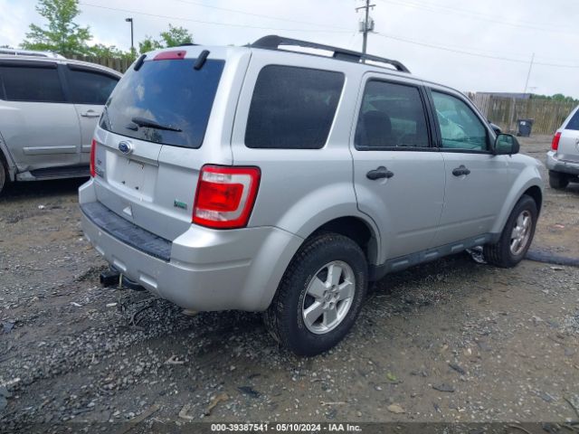 Photo 3 VIN: 1FMCU9DG4CKA66987 - FORD ESCAPE 