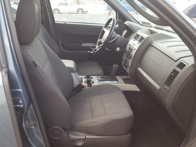 Photo 4 VIN: 1FMCU9DG5AKB60843 - FORD ESCAPE 