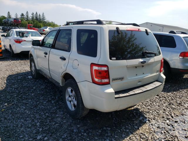 Photo 2 VIN: 1FMCU9DG5AKC39087 - FORD ESCAPE XLT 