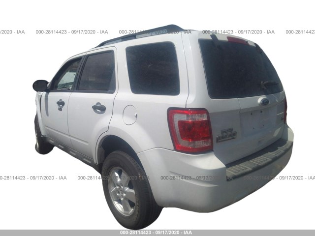 Photo 2 VIN: 1FMCU9DG5AKC91545 - FORD ESCAPE 