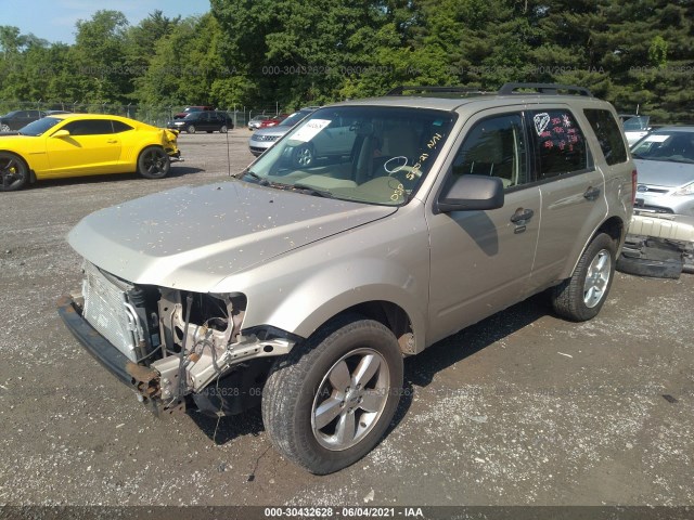 Photo 1 VIN: 1FMCU9DG5AKD09106 - FORD ESCAPE 