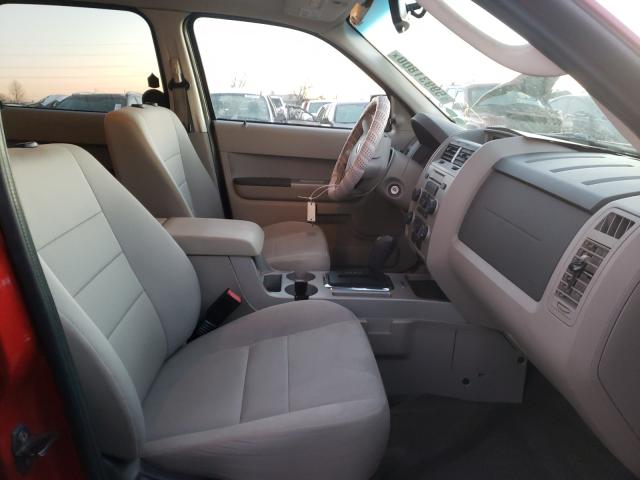 Photo 4 VIN: 1FMCU9DG5AKD20400 - FORD ESCAPE 