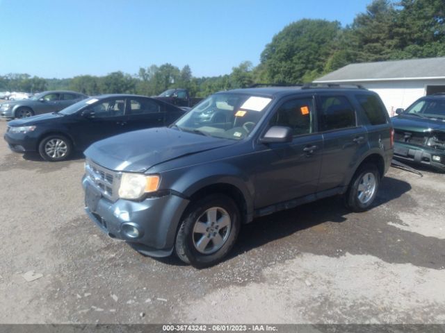 Photo 1 VIN: 1FMCU9DG5BKA31129 - FORD ESCAPE 