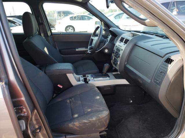 Photo 4 VIN: 1FMCU9DG5BKA37884 - FORD ESCAPE XLT 