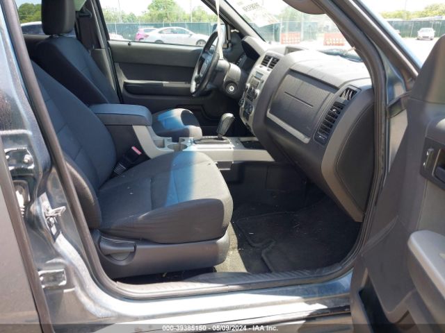 Photo 4 VIN: 1FMCU9DG5BKA49873 - FORD ESCAPE 