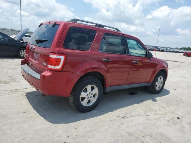 Photo 2 VIN: 1FMCU9DG5BKA67015 - FORD ESCAPE XLT 