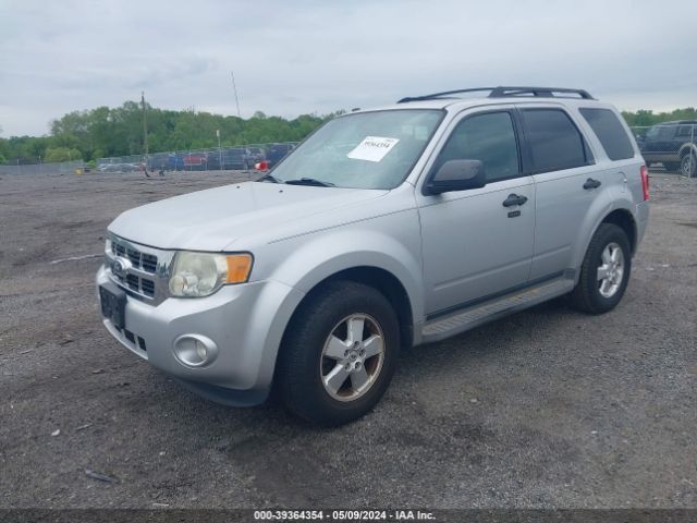 Photo 1 VIN: 1FMCU9DG5BKB01051 - FORD ESCAPE 