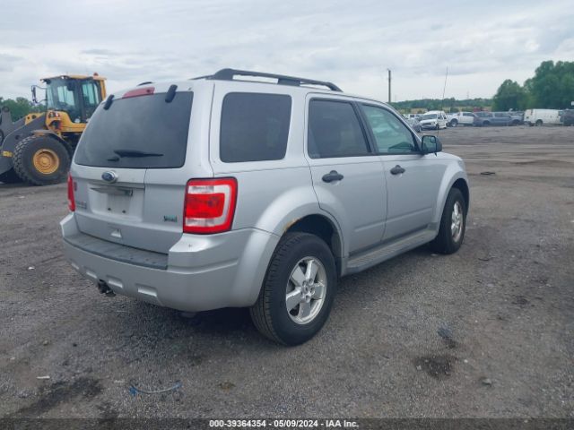 Photo 3 VIN: 1FMCU9DG5BKB01051 - FORD ESCAPE 