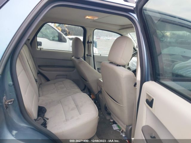 Photo 7 VIN: 1FMCU9DG5BKC01778 - FORD ESCAPE 