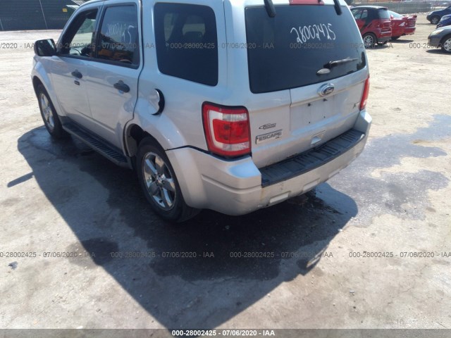 Photo 5 VIN: 1FMCU9DG5BKC03918 - FORD ESCAPE 