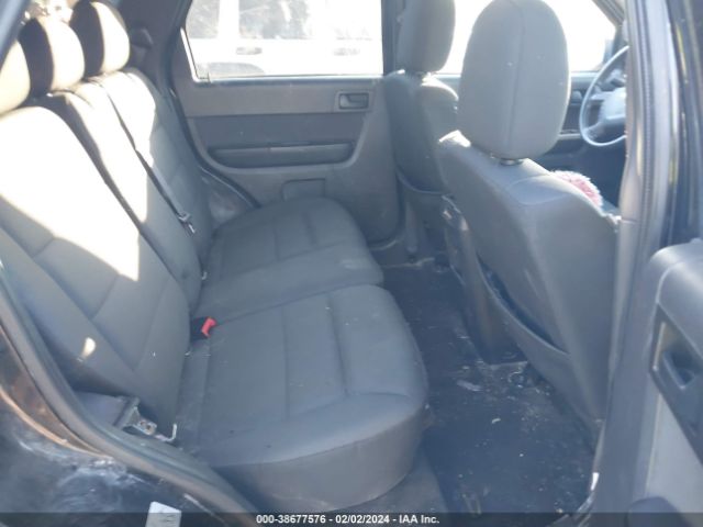 Photo 7 VIN: 1FMCU9DG5BKC24025 - FORD ESCAPE 