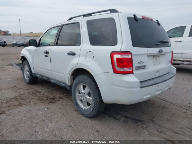 Photo 2 VIN: 1FMCU9DG5CKA29897 - FORD ESCAPE 