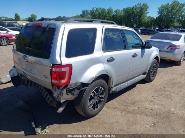 Photo 3 VIN: 1FMCU9DG5CKB91772 - FORD ESCAPE 