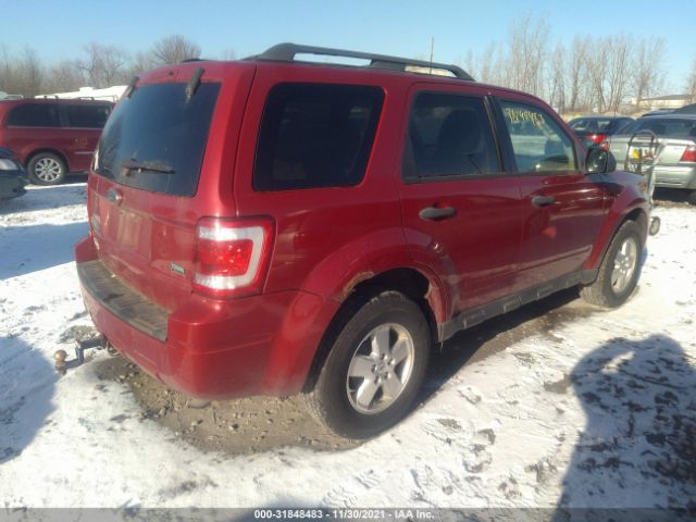 Photo 3 VIN: 1FMCU9DG6AKA85487 - FORD ESCAPE 