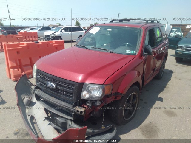 Photo 1 VIN: 1FMCU9DG6AKC76262 - FORD ESCAPE 