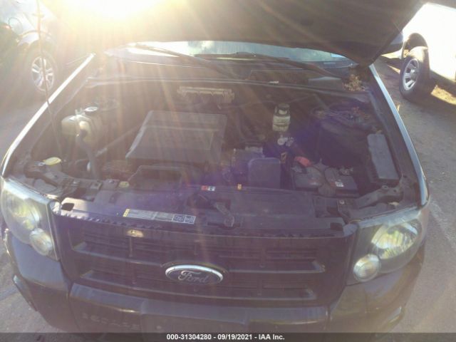 Photo 9 VIN: 1FMCU9DG6BKA18776 - FORD ESCAPE 