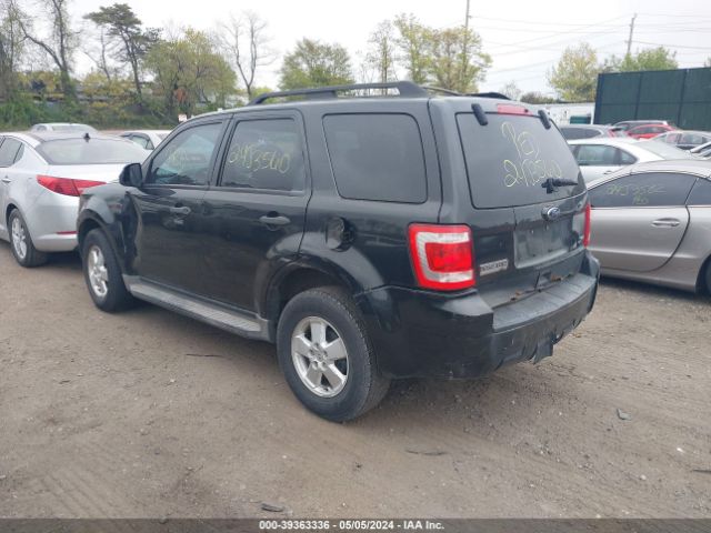 Photo 2 VIN: 1FMCU9DG6BKA30944 - FORD ESCAPE 