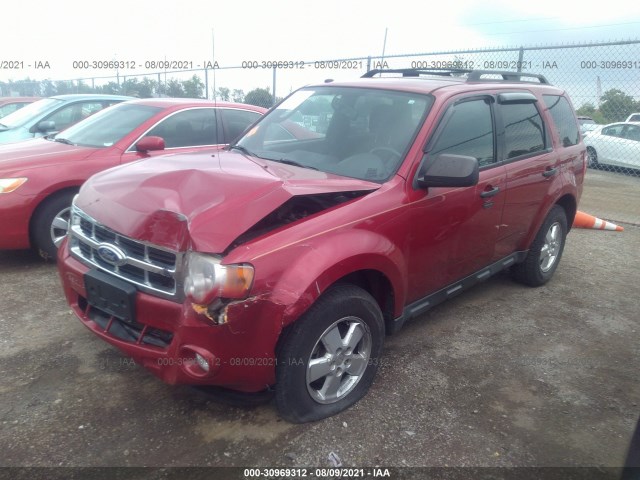 Photo 1 VIN: 1FMCU9DG6BKB01799 - FORD ESCAPE 