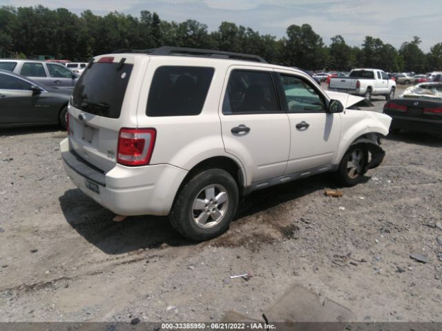 Photo 3 VIN: 1FMCU9DG6CKA23915 - FORD ESCAPE 