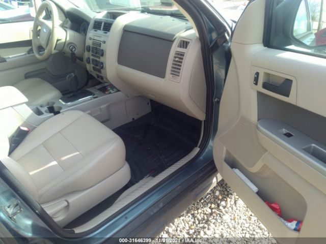 Photo 4 VIN: 1FMCU9DG6CKB29328 - FORD ESCAPE 