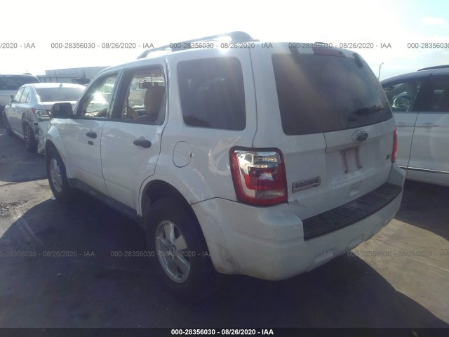 Photo 2 VIN: 1FMCU9DG6CKB93482 - FORD ESCAPE 