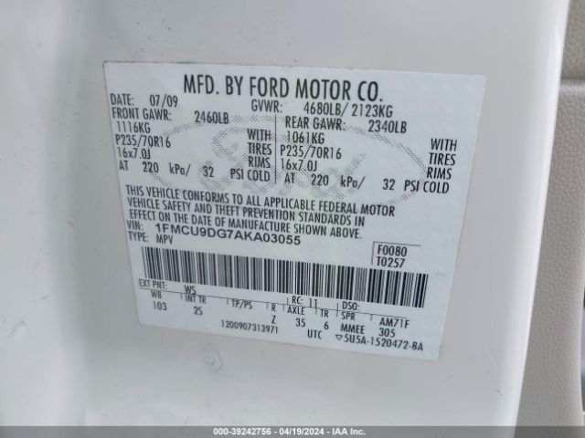 Photo 8 VIN: 1FMCU9DG7AKA03055 - FORD ESCAPE 