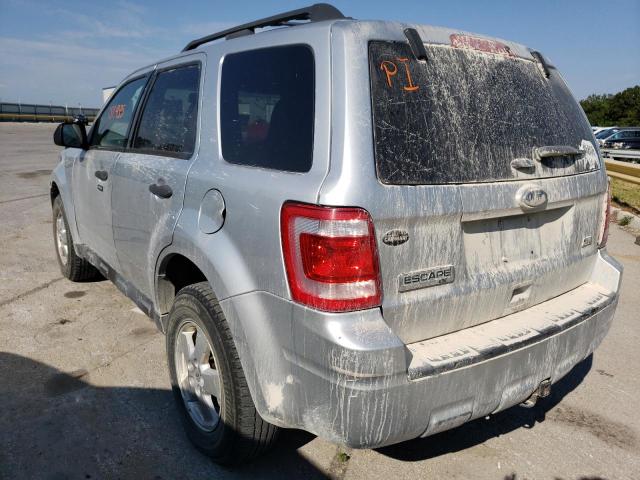 Photo 2 VIN: 1FMCU9DG7AKC23778 - FORD ESCAPE XLT 