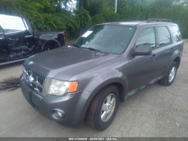 Photo 1 VIN: 1FMCU9DG7AKD06854 - FORD ESCAPE 