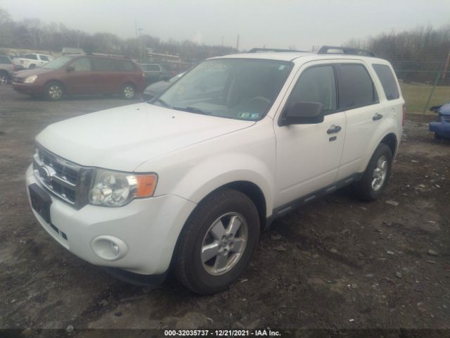 Photo 1 VIN: 1FMCU9DG7AKD41460 - FORD ESCAPE 