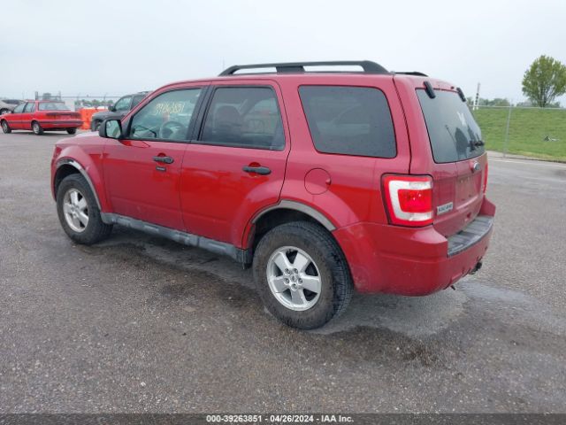 Photo 2 VIN: 1FMCU9DG7BKA05678 - FORD ESCAPE 