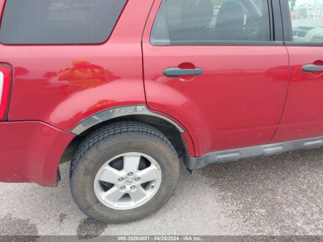 Photo 5 VIN: 1FMCU9DG7BKA05678 - FORD ESCAPE 