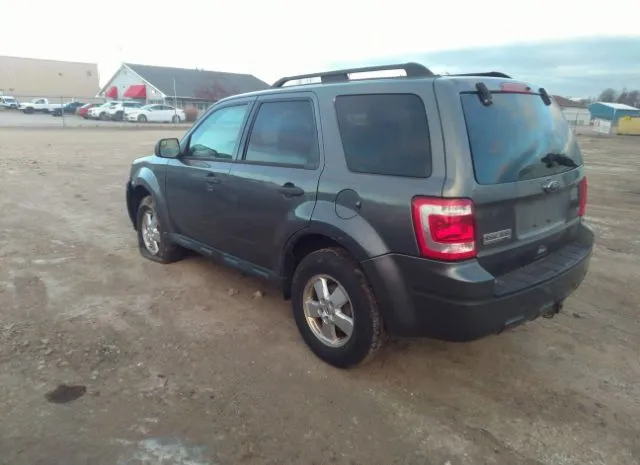 Photo 2 VIN: 1FMCU9DG7BKA42763 - FORD ESCAPE 