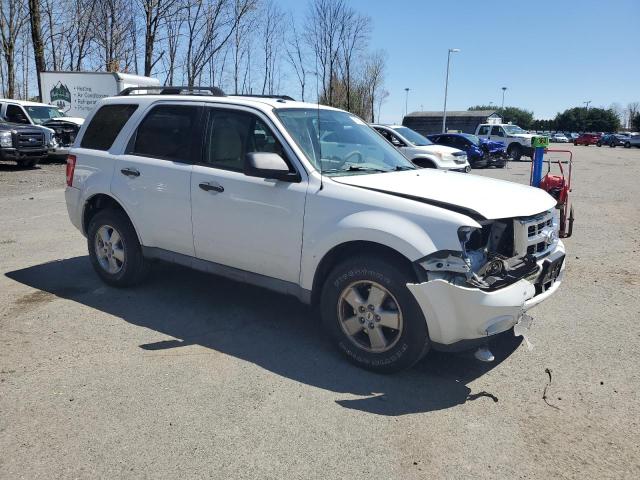 Photo 3 VIN: 1FMCU9DG7BKA82308 - FORD ESCAPE 