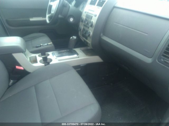 Photo 4 VIN: 1FMCU9DG7BKC62159 - FORD ESCAPE 