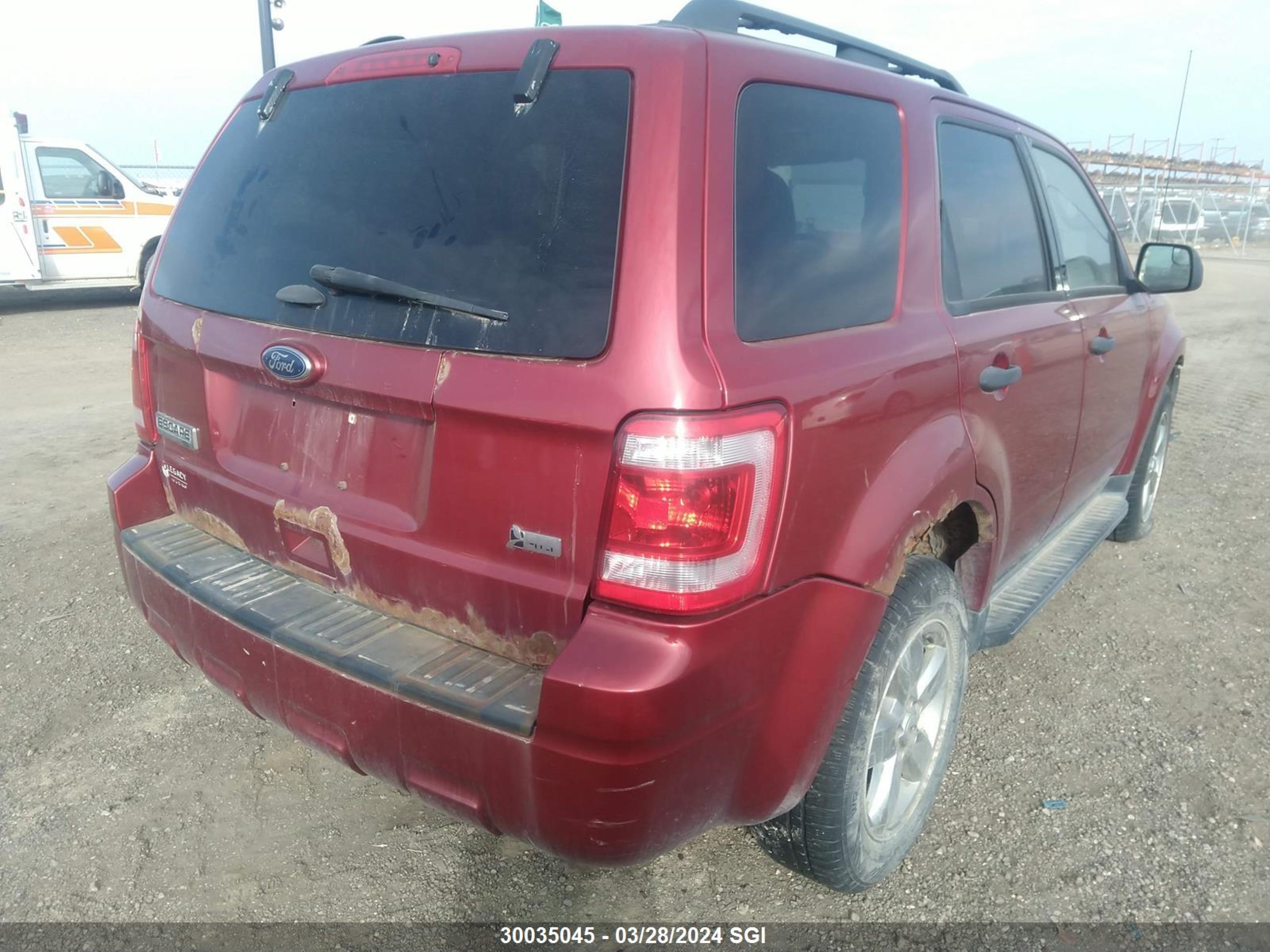 Photo 3 VIN: 1FMCU9DG7CKB96715 - FORD ESCAPE 