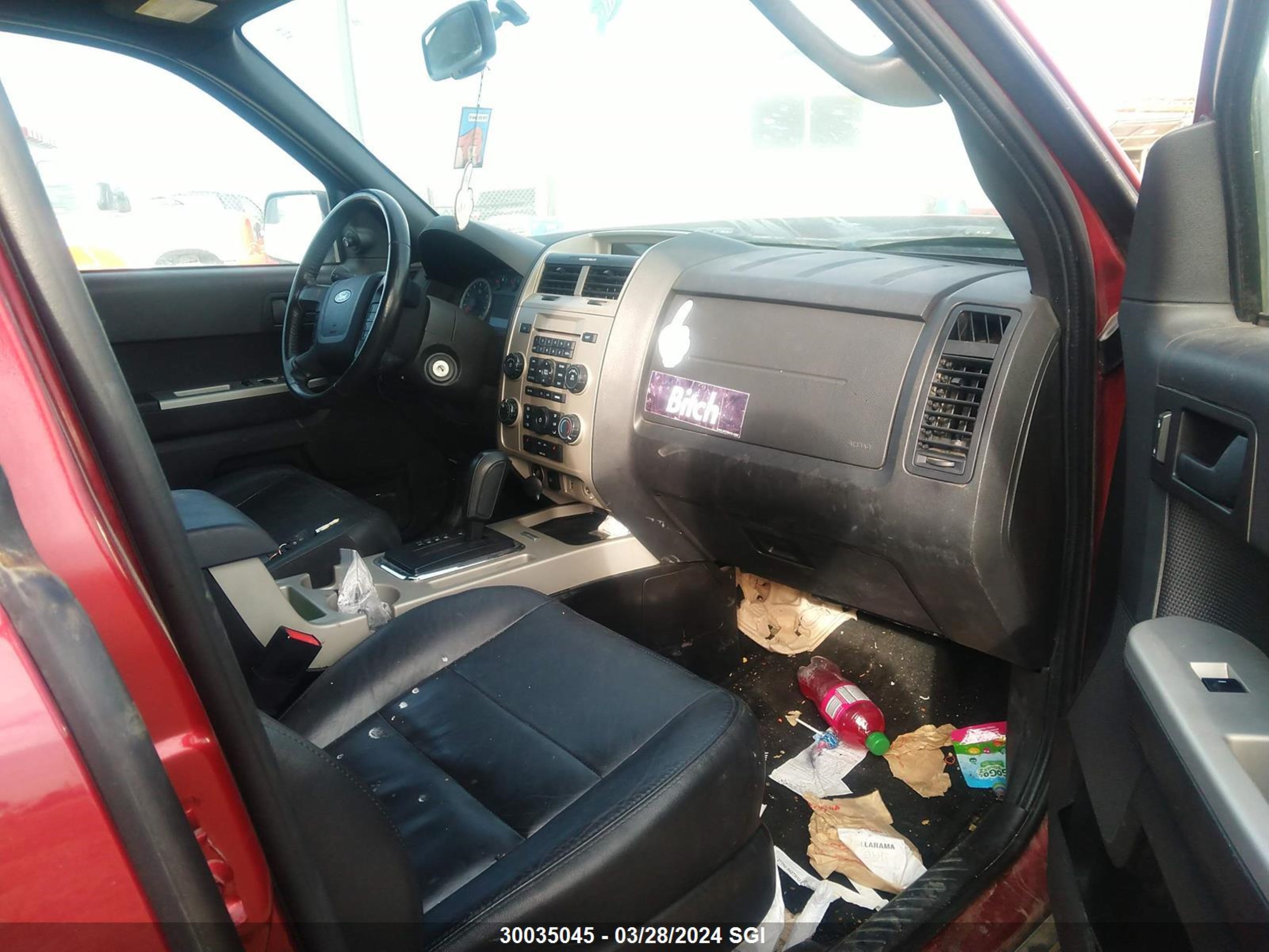 Photo 4 VIN: 1FMCU9DG7CKB96715 - FORD ESCAPE 