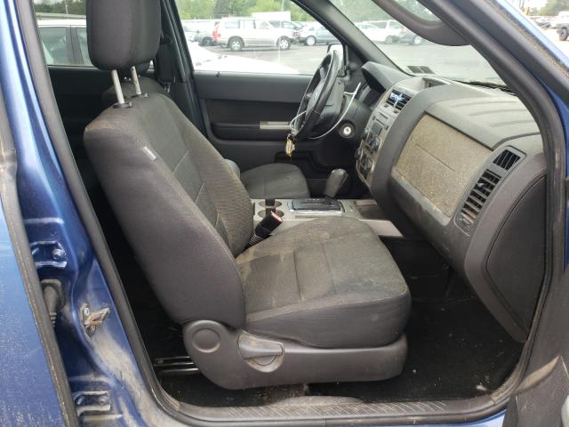 Photo 4 VIN: 1FMCU9DG8AKA10094 - FORD ESCAPE XLT 