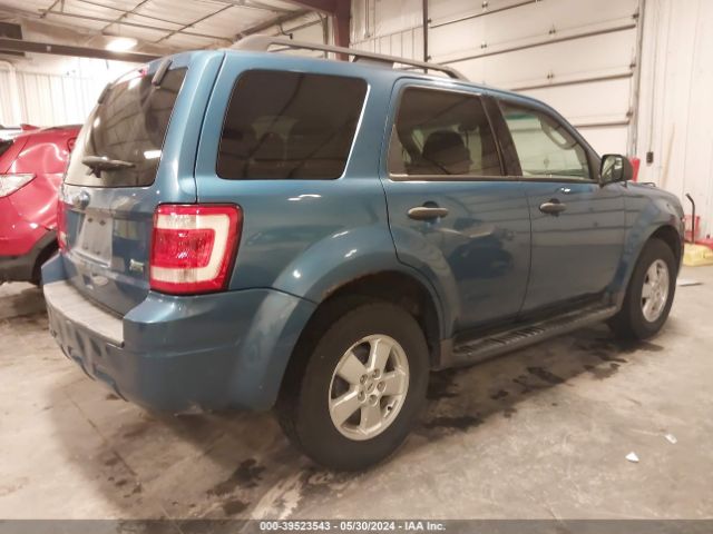 Photo 3 VIN: 1FMCU9DG8AKB91343 - FORD ESCAPE 