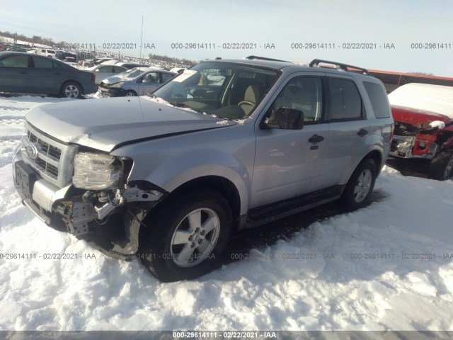 Photo 1 VIN: 1FMCU9DG8AKD27017 - FORD ESCAPE 