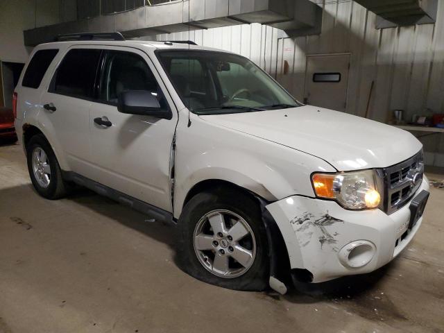 Photo 3 VIN: 1FMCU9DG8AKD38972 - FORD ESCAPE 