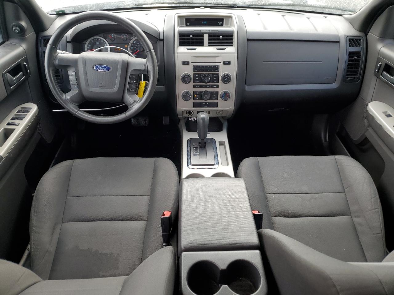 Photo 7 VIN: 1FMCU9DG8AKD40219 - FORD ESCAPE 